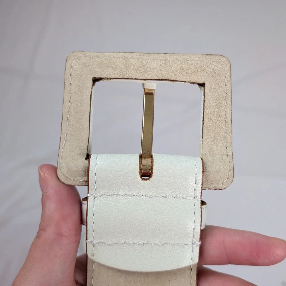Wide Leather Elastic Cinch Waist Belt M/L Off White Buckle Coastal Prep